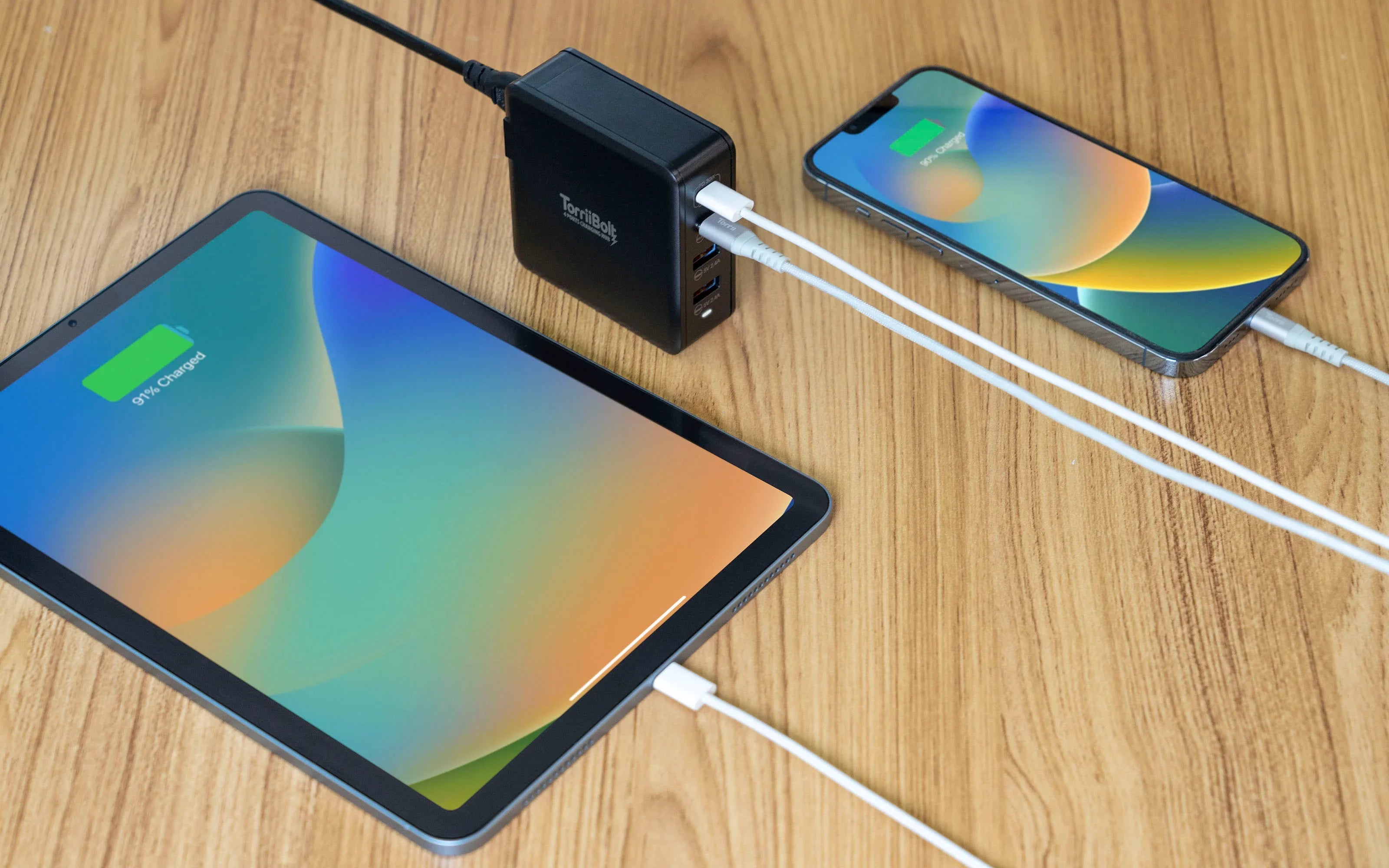 Torrii Bolt 4 Port Charging Hub with 2 USB-C & 2 USB-A QC 3.0 - Black - Tashqila Torrii Bolt 4 Port Charging Hub with 2 USB-C & 2 USB-A QC 3.0 - Black - Tashqila